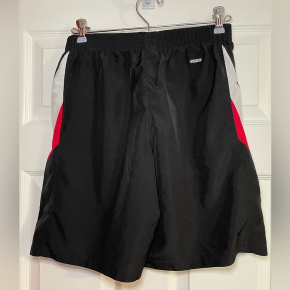 🆑🎉LAST CHANCE!!🎉 Boys Basketball Shorts - Picture 3 of 3